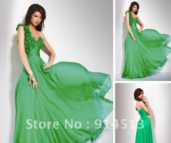elegant-emerald-green-dress-and-online-fashion_1.jpg