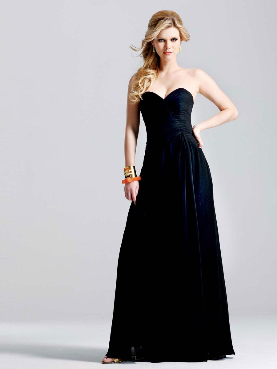 Evening Gowns In Black & Popular Styles 2017