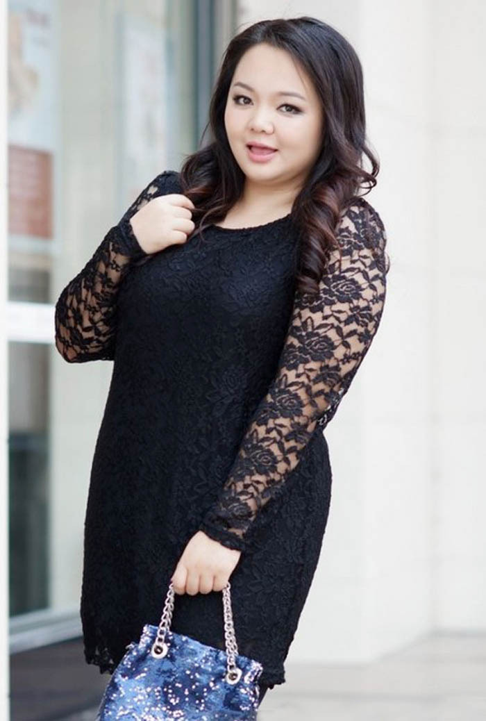 One Piece Dress In Black & Beautiful And Elegant