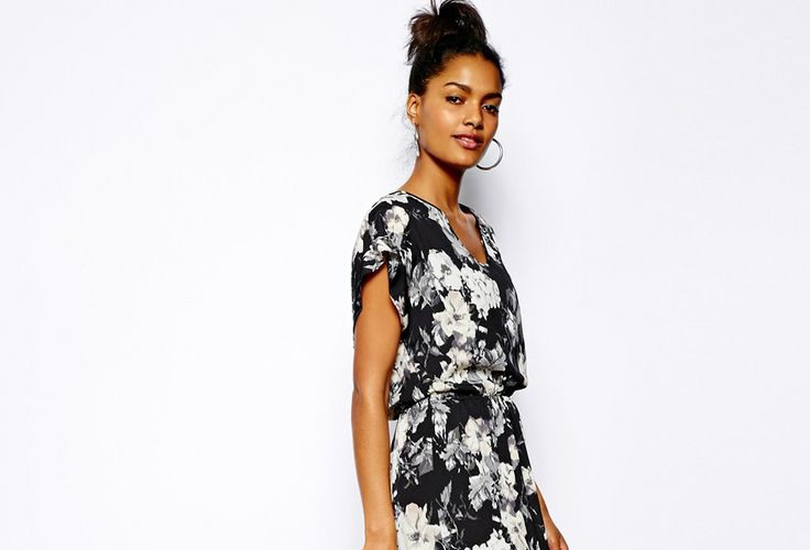 river-island-floral-maxi-dress-help-you-stand-out_1.jpg