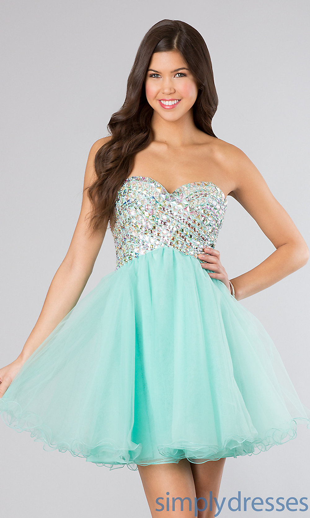 Where Can I Get A Homecoming Dress & Be Beautiful And Chic