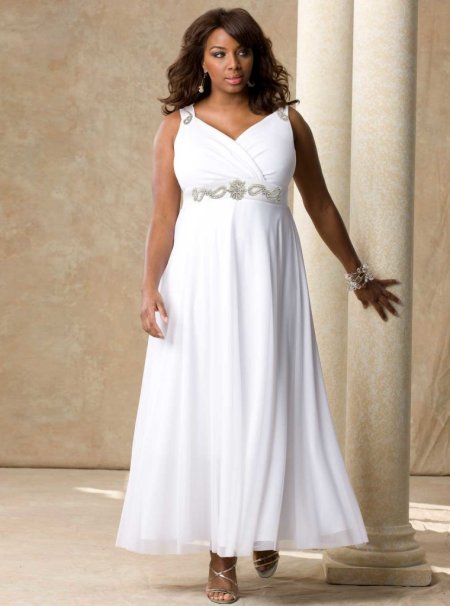 White Plus Size Dresses For Graduation & Beautiful And Elegant